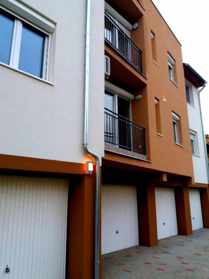 Olga Apartman 塞格德 外观 照片